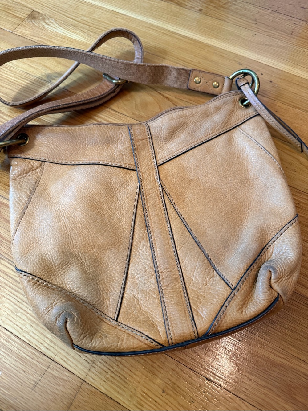 Vintage Fossil crossbody hobo bag - Picture 3 of 6